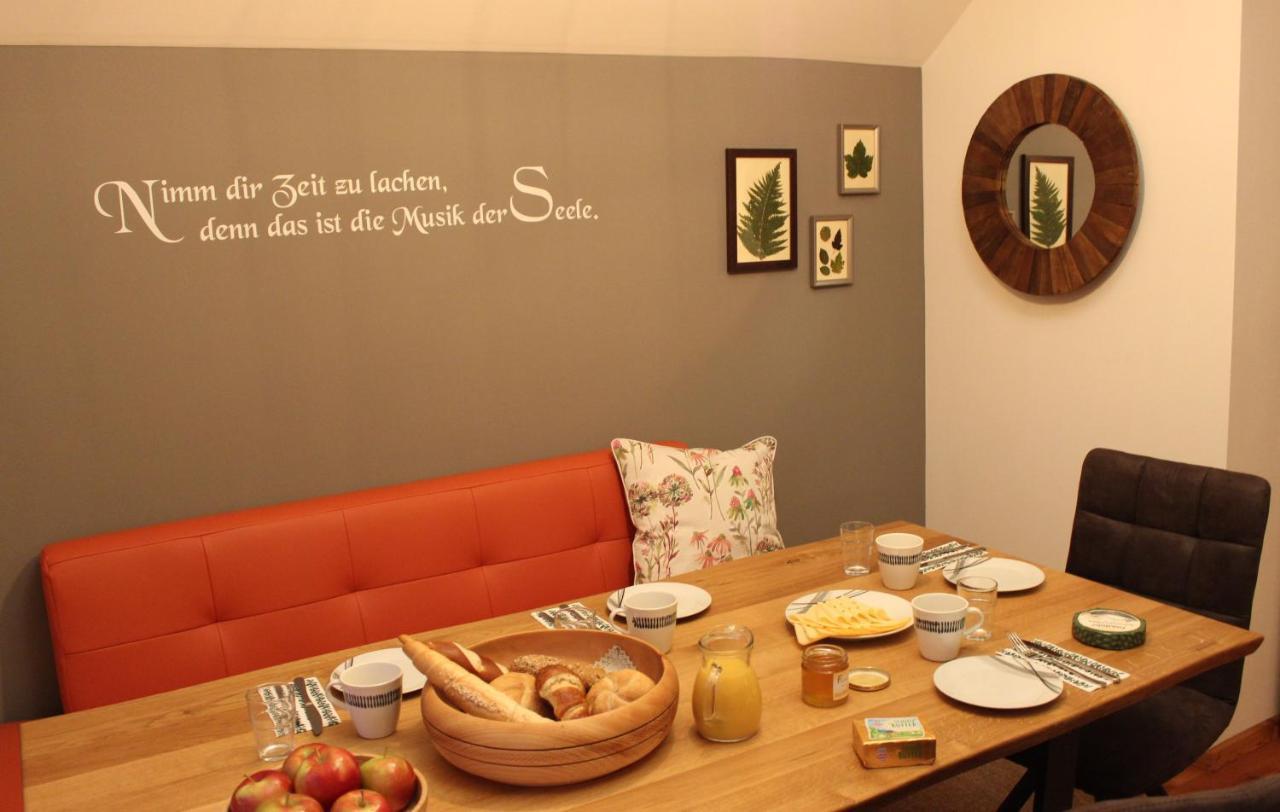 Die Kalsbergerin Ferienwohnung Fuer Geniesser ドナースバッハヴァルト エクステリア 写真